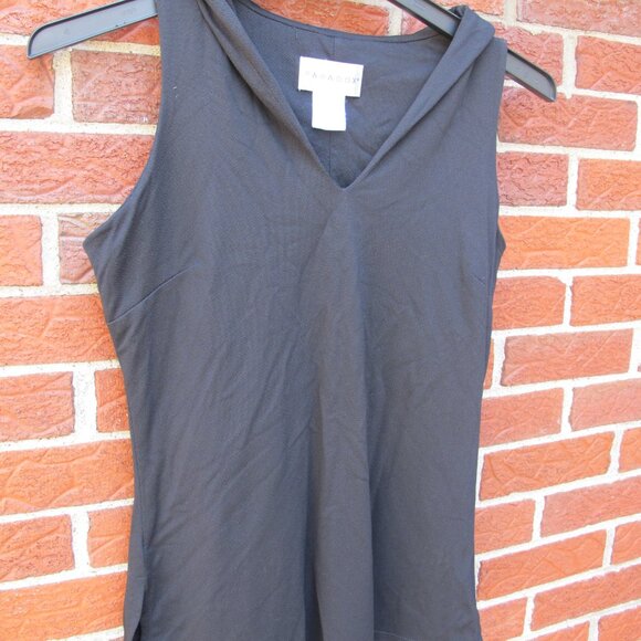 Must Bundle - Paradox Collard V-Neck Tank - S - Picture 2 of 12